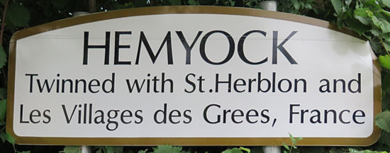 Photo: Hemyock's Twinning Sign